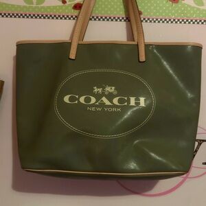 Gently used ladies coach large sz purse